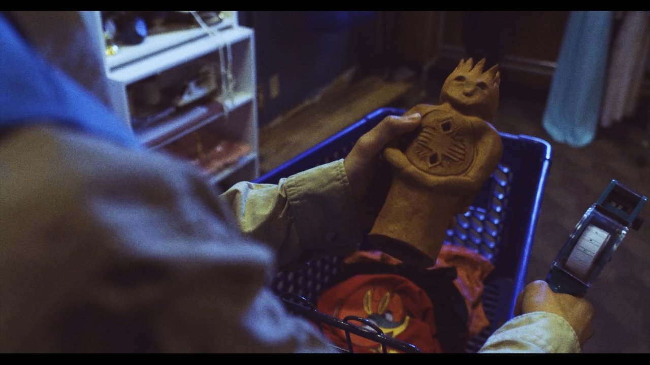 Thrift Store Messiah Movie Screenshot 2
