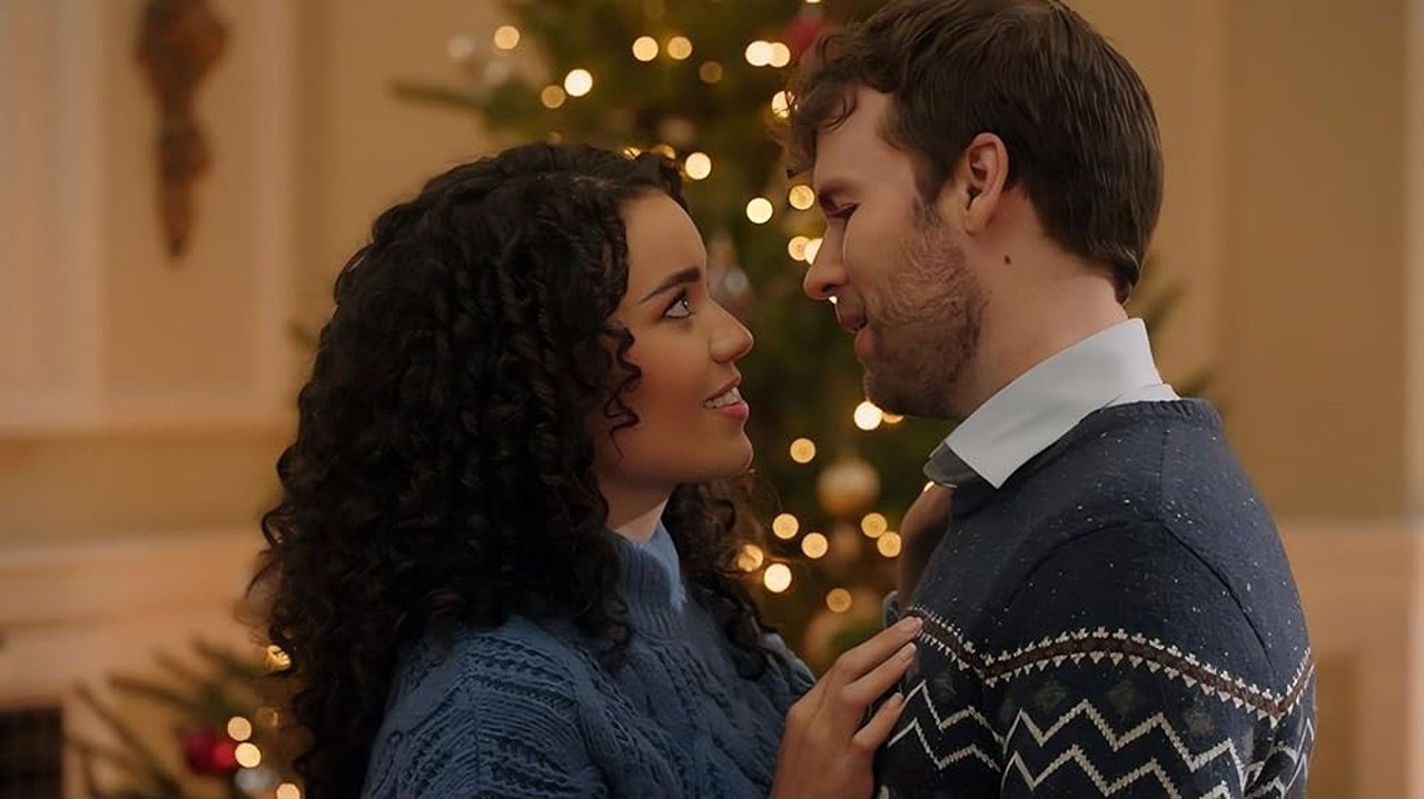 A Merry Royal Christmas Movie Screenshot 1