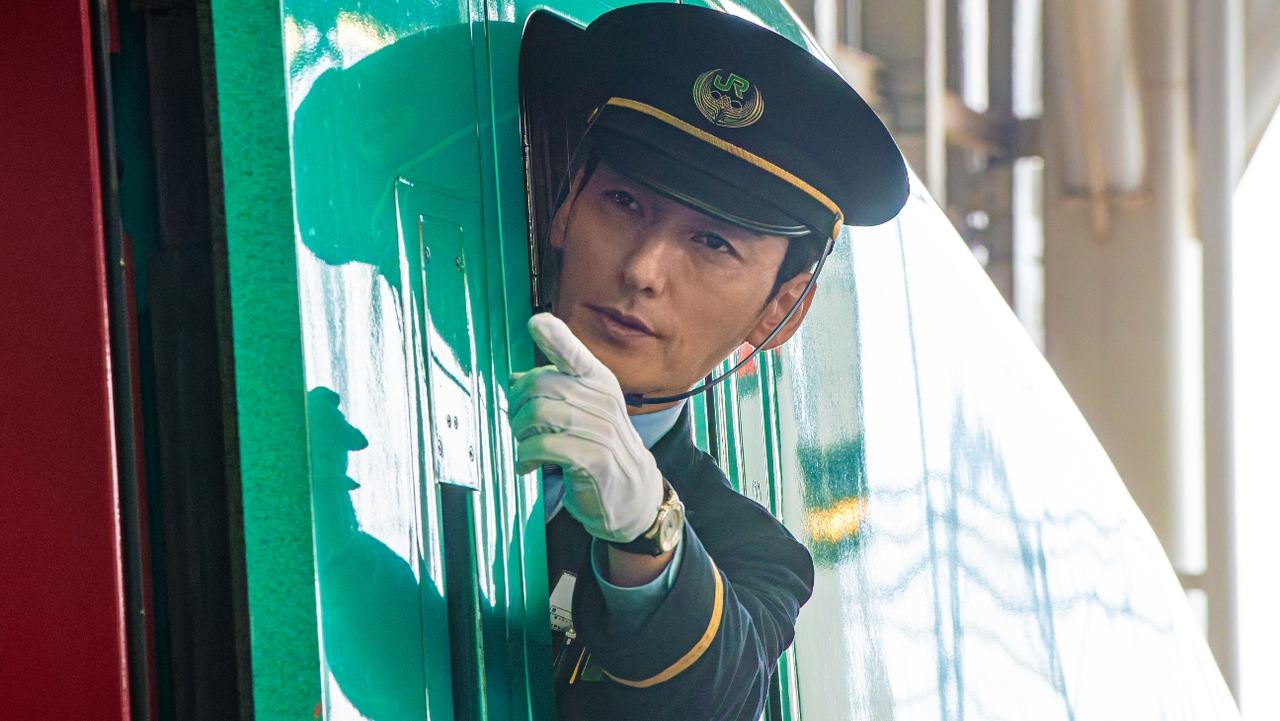 Bullet Train Explosion Movie Screenshot 3