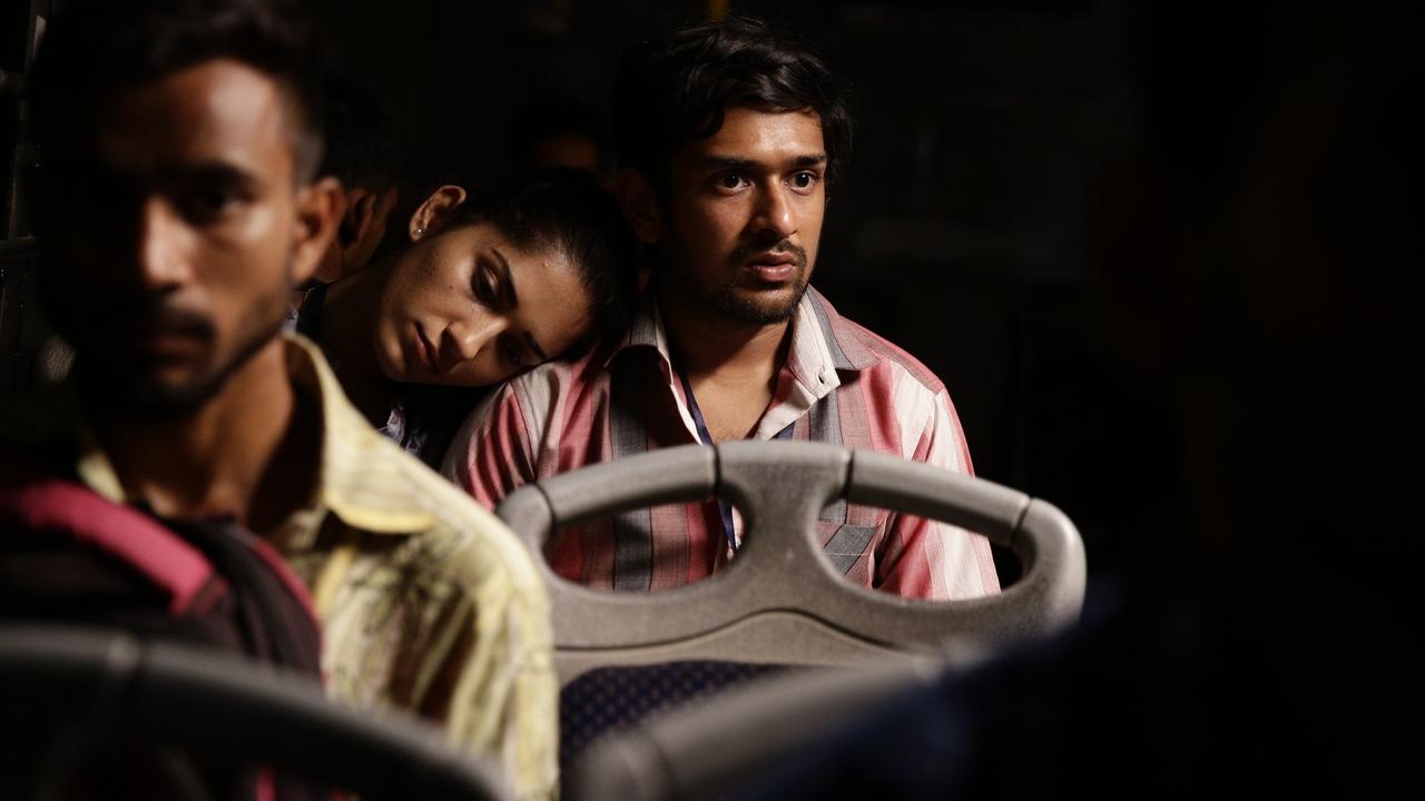 Agra Movie Screenshot 1