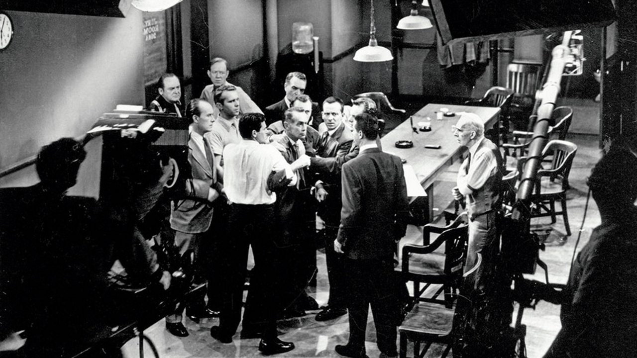 Twelve Angry Men Movie Screenshot 1