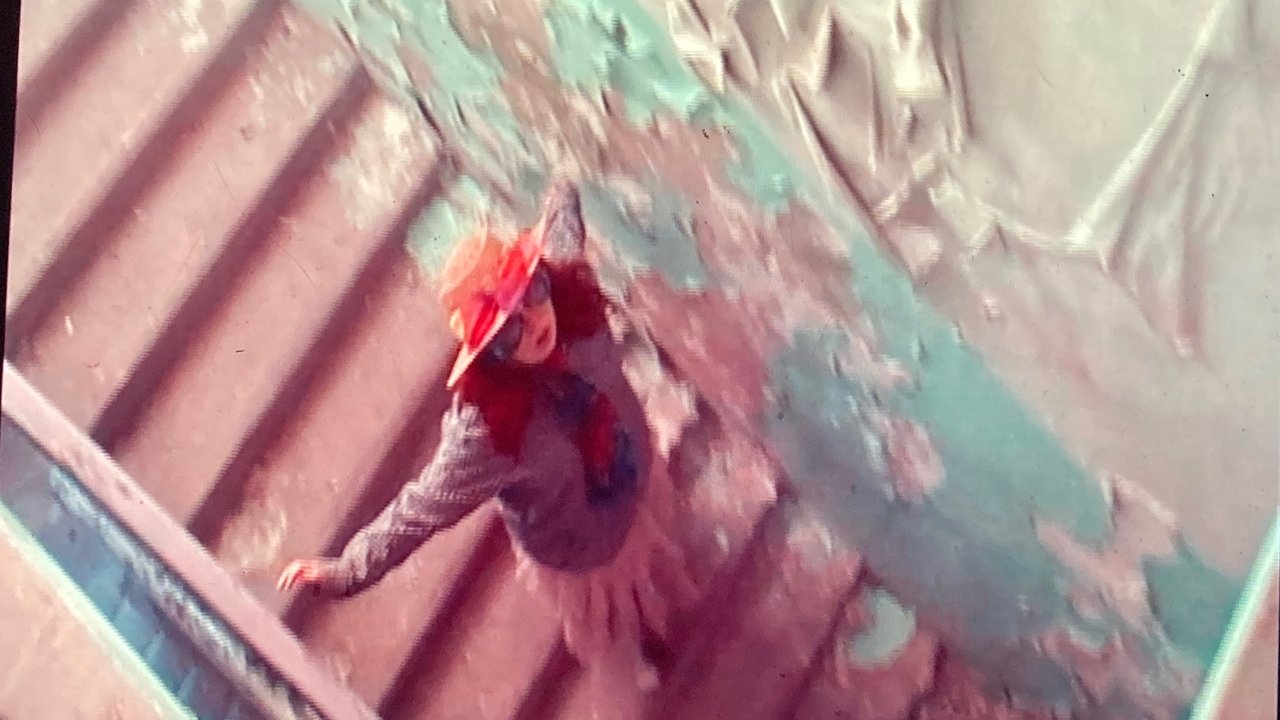 Mystery attack on a cheap car Movie Screenshot 4