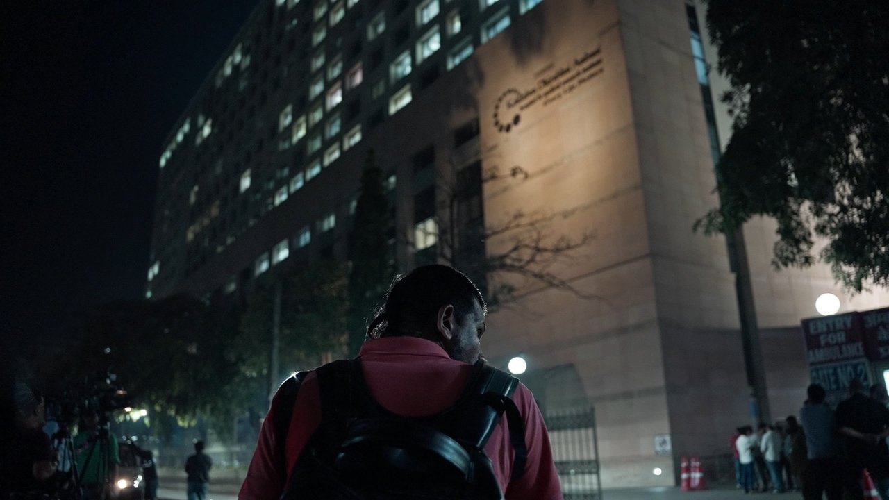 P for Paparazzi Movie Screenshot 1