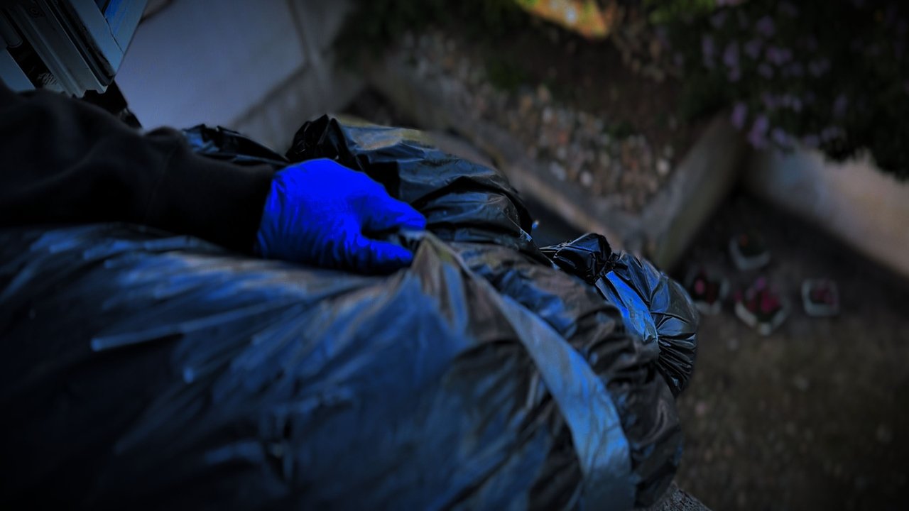 Second Mission Movie Screenshot 2